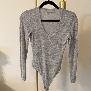 Abercrombie & Fitch Light Gray Long Sleeve Bodysuit